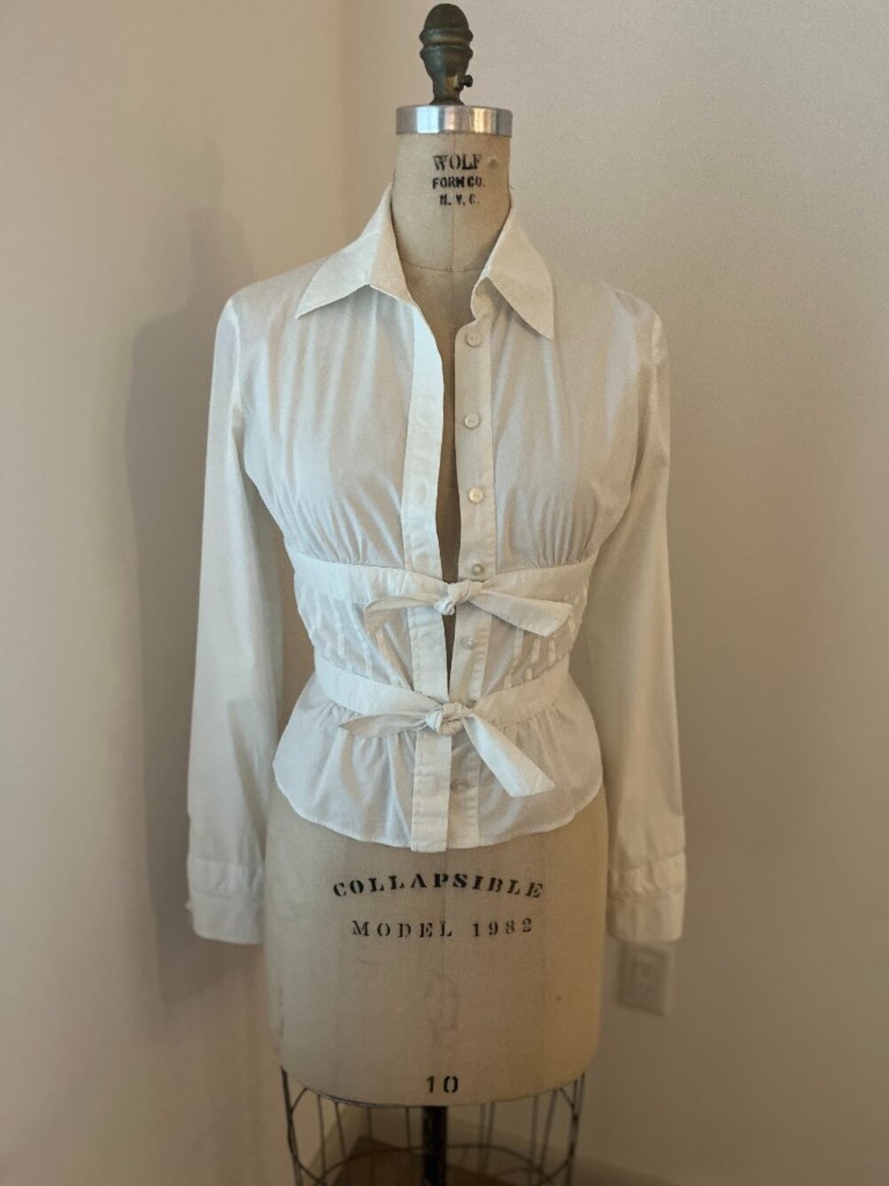 Valentino Roma White Corset-Tailored Shirt | Logo Buttons | Tag 44/8 (Fits US 2)